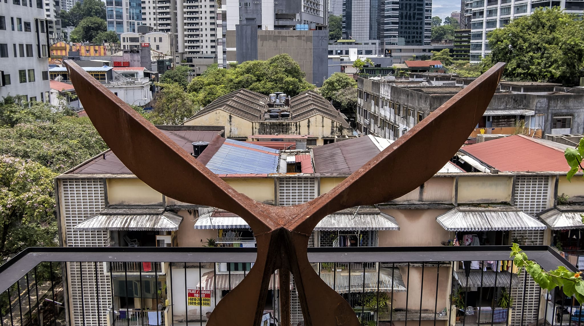 Ur-Mu, Kuala Lumpur – Kakiseni